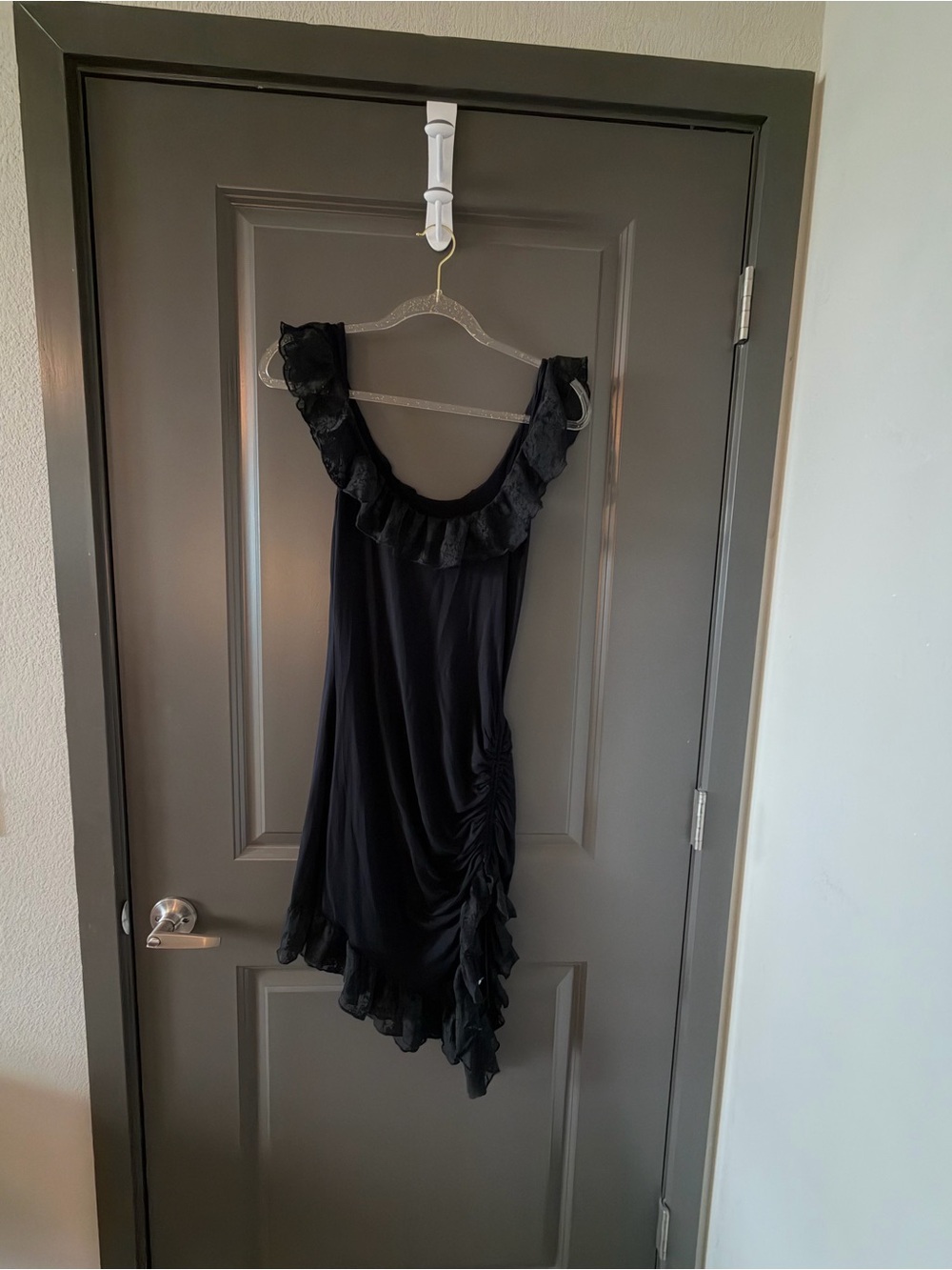 Black One-Shoulder Ruffle Evening Dress - Picture 2 of 2